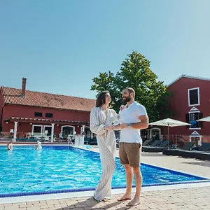 4* Szálloda Donat